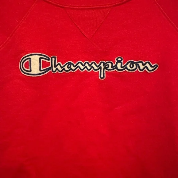 Champion Red Crew Neck Sweater Vibrant Style - Picture 2 of 5